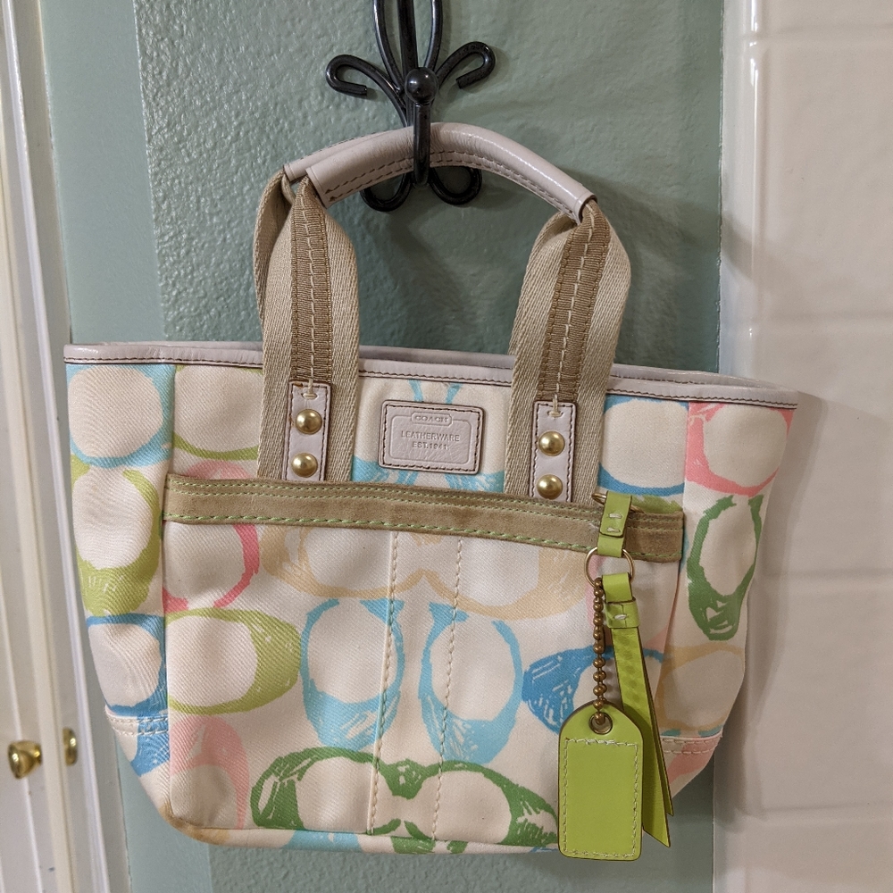 Coach Handbag 11X8